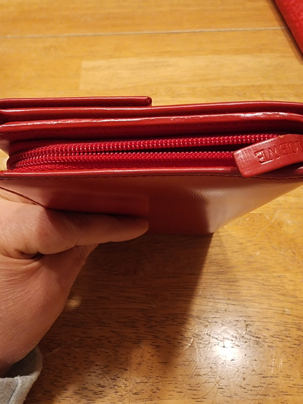 vintage Loewe red leather long wallet - Picture 4 of 16